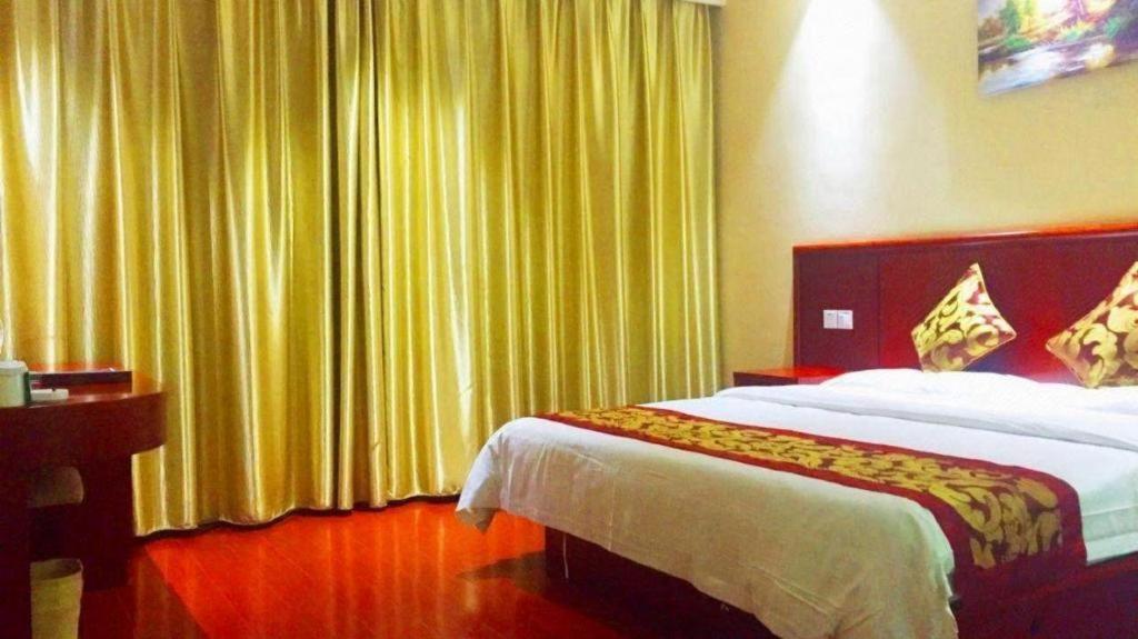 Greentree Inn Jiangsu Nantong Qidong Bus Station Express Hotel Hexingzhen Buitenkant foto